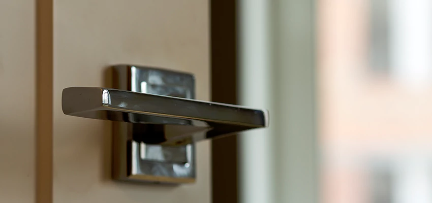 Door Lever Knob Repair in Carpinteria, California