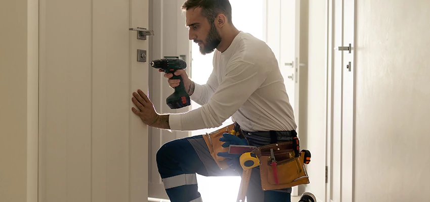 Mailbox Lock Installation Expert in Carpinteria, California