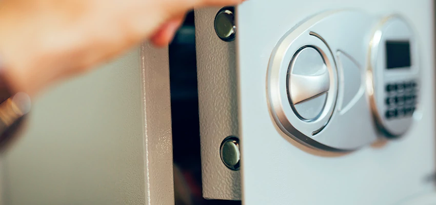 Fingerprint Safe Openers in Carpinteria, CA