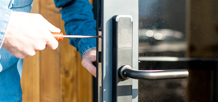 Aluminium Door Lock Replacement in Carpinteria, California